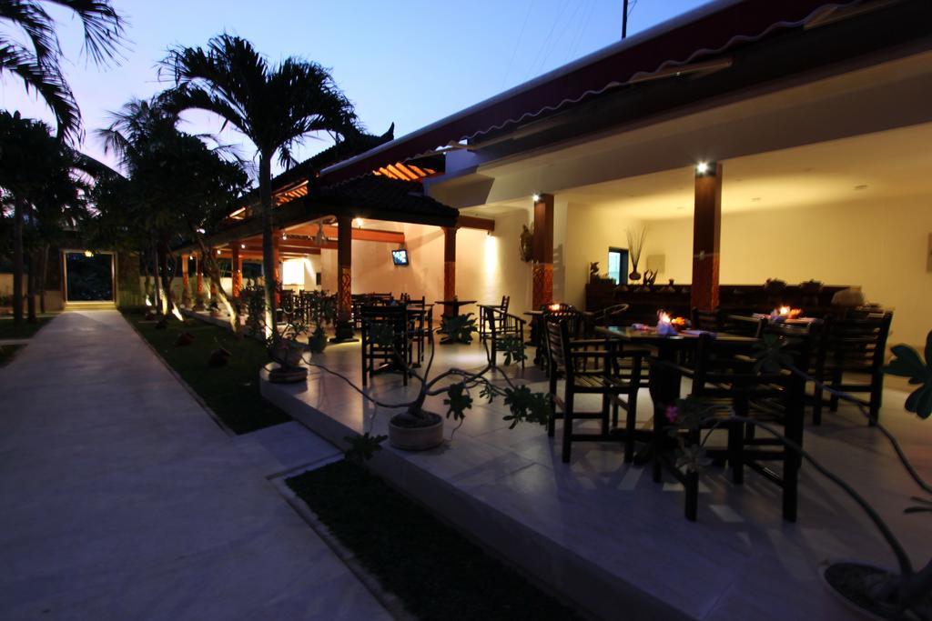 Hotel Melamun Lovina Exterior foto