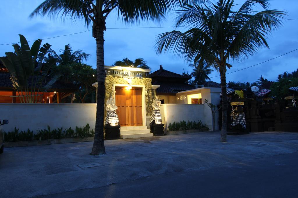 Hotel Melamun Lovina Exterior foto