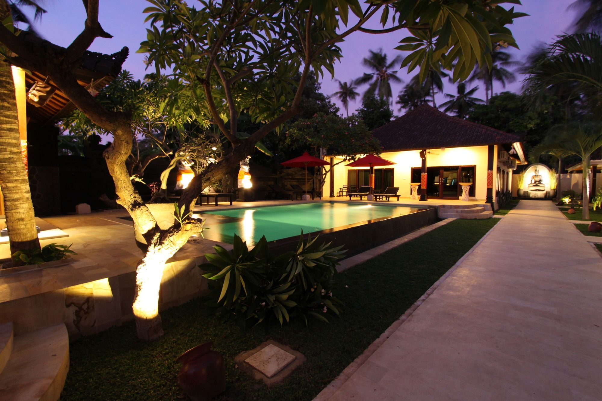 Hotel Melamun Lovina Exterior foto